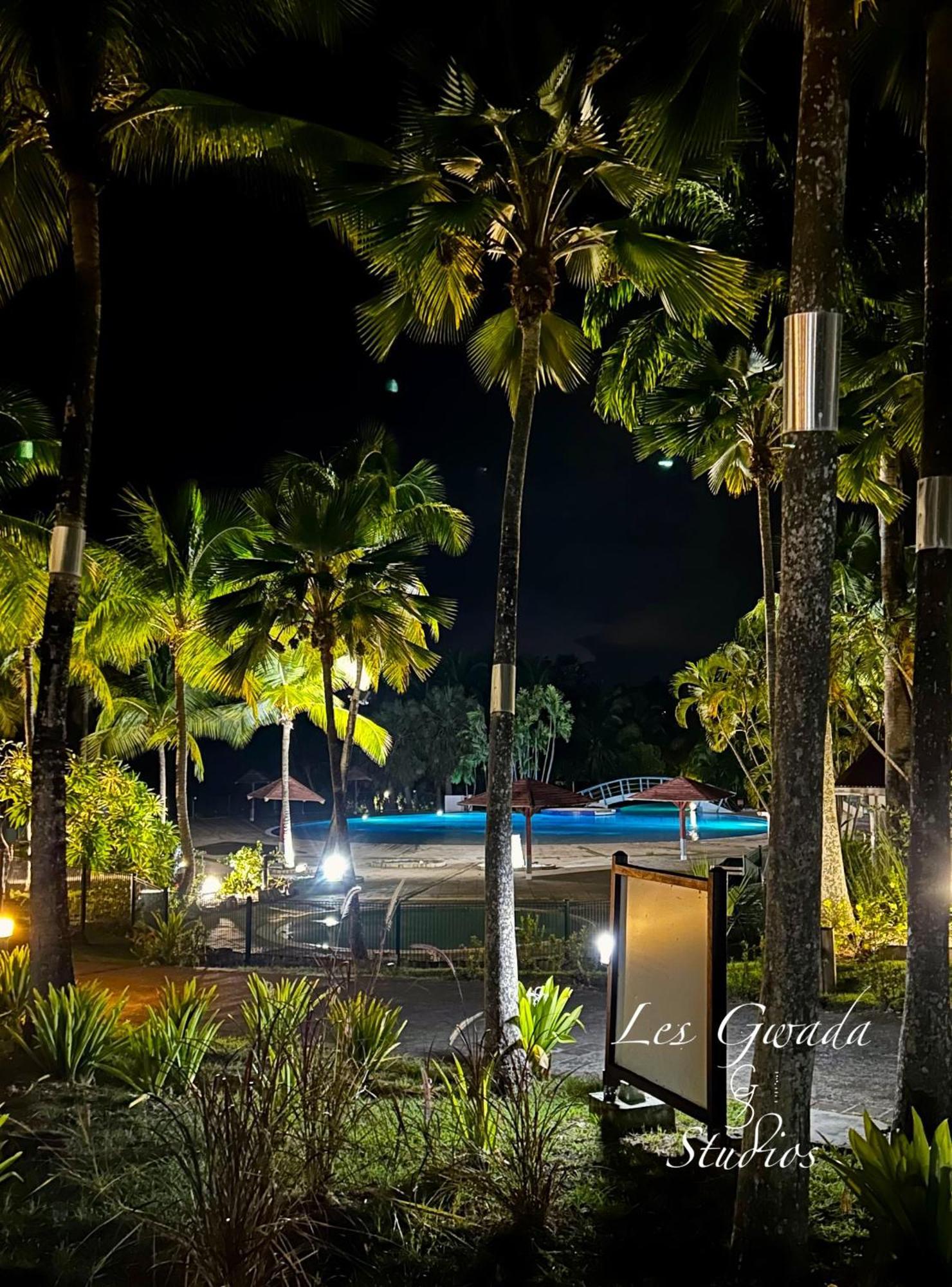 Acces Direct Plage, Vue Mer D'Exception, Les Gwada Studios, Village Vacances Sainte-Anne  Buitenkant foto